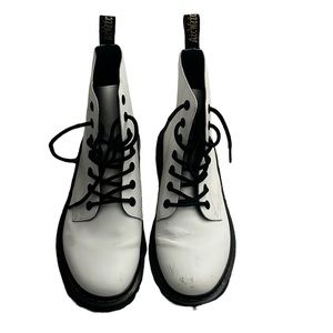Women’s Dr. Martens white combat boot size 10